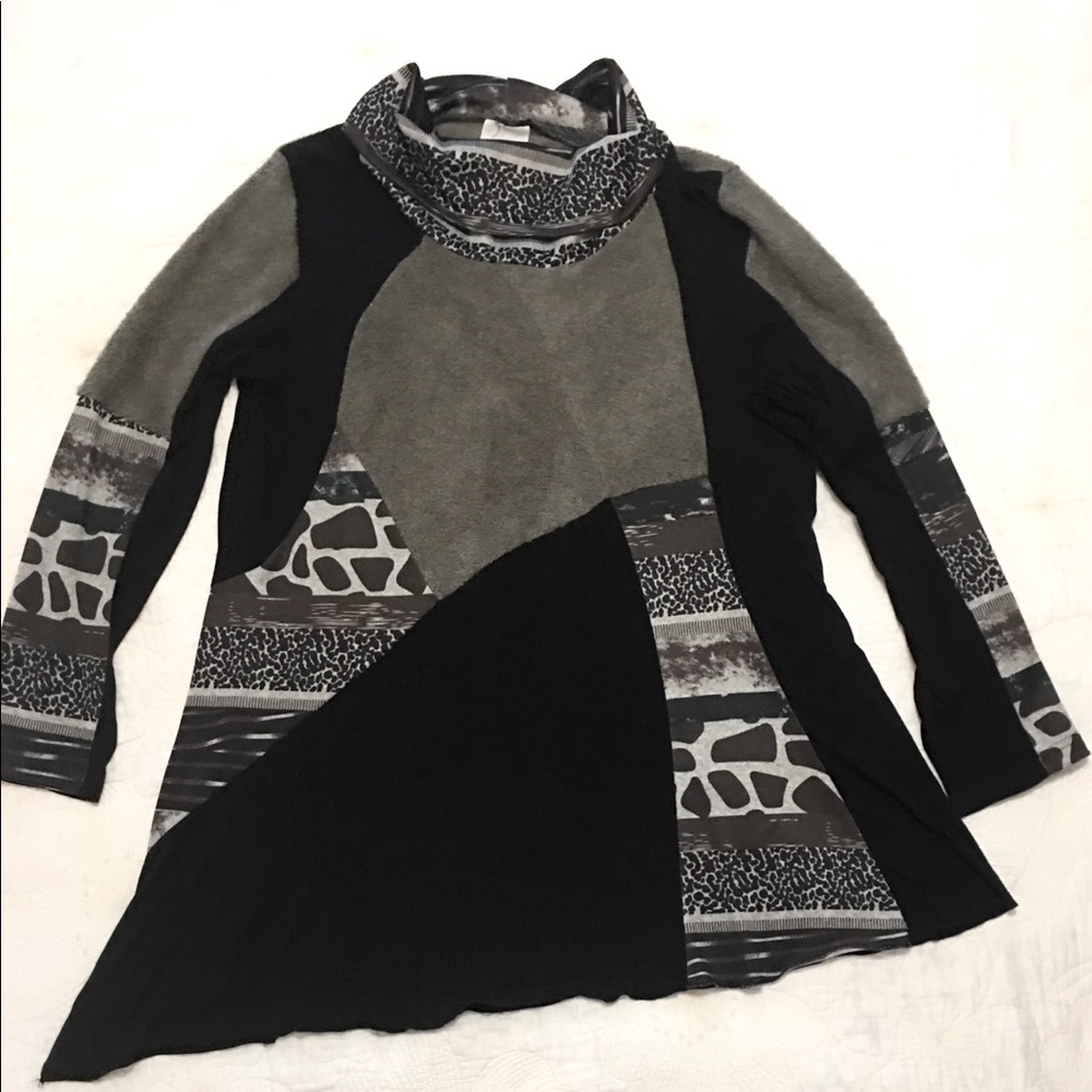 Fleur de Lis Asymmetrical Tunic